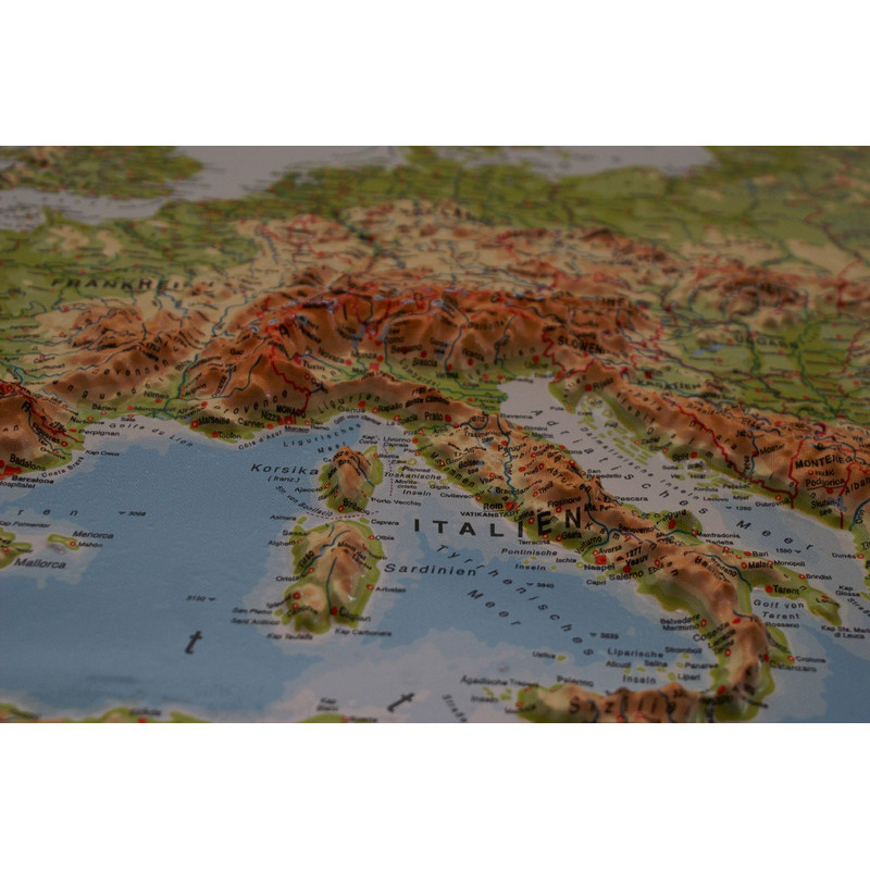 geo-institut mapa de continente Silver line physical relief map of Europe (in German)