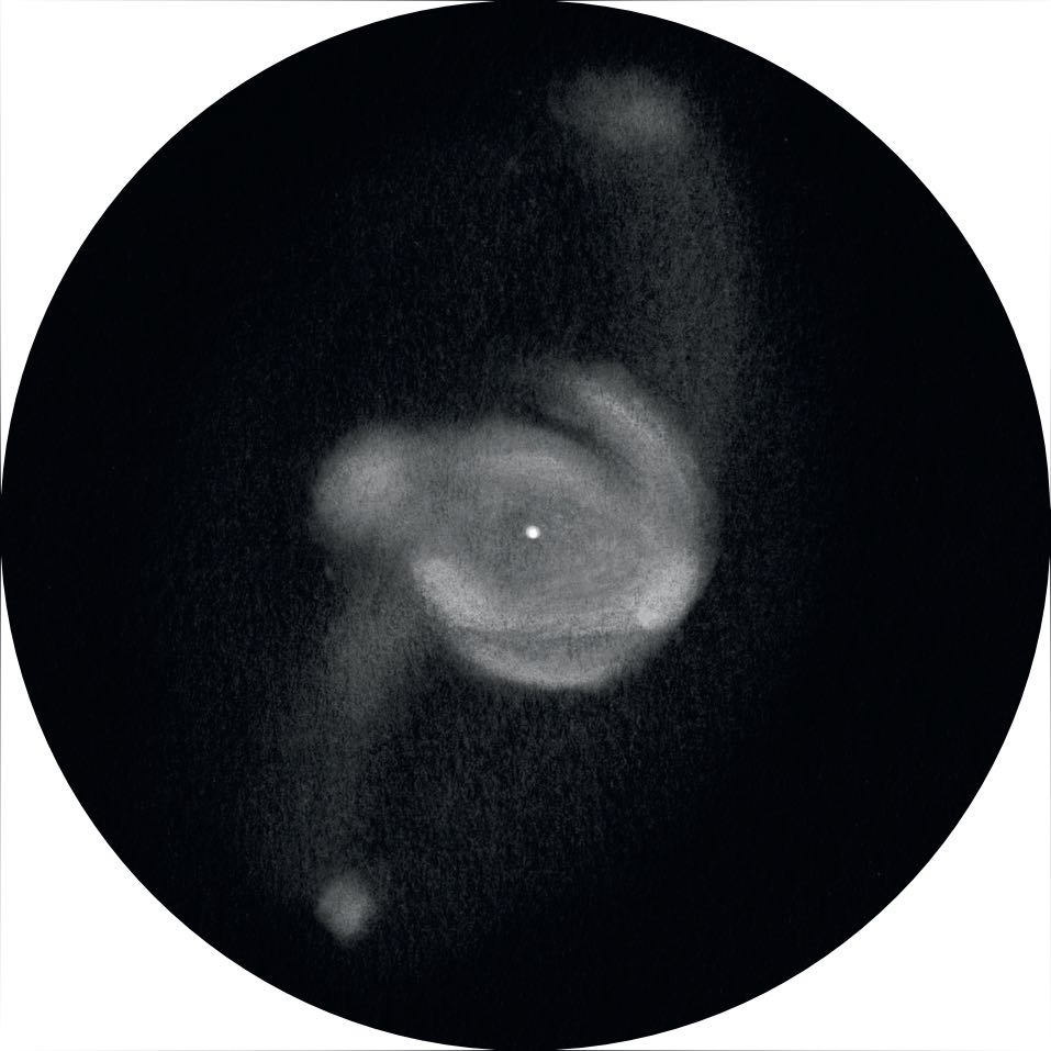 Imagem de NGC 6210 com um telescópio newtoniano de 66 cm, com uma ampliação de 837 vezes. Uwe Glahn