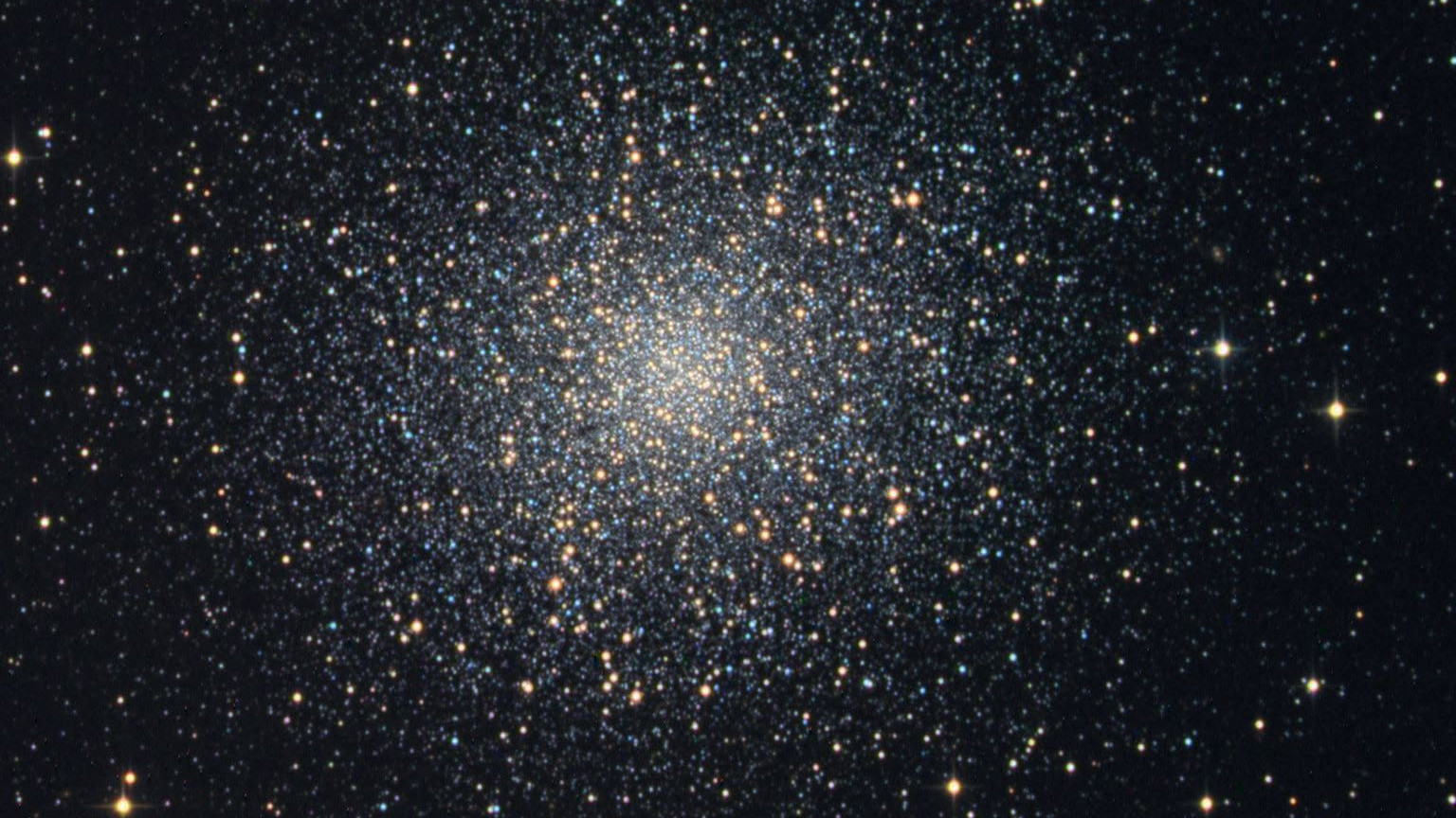 O Grande Aglomerado Globular de Hércules M 13