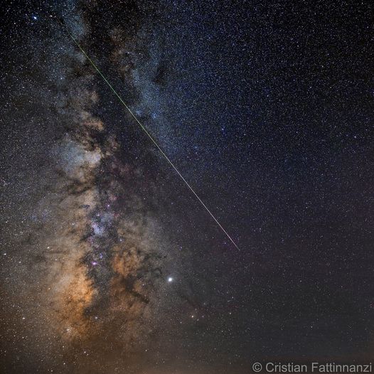 Fotografia de um meteoro, de Cristian Fattinnanzi 