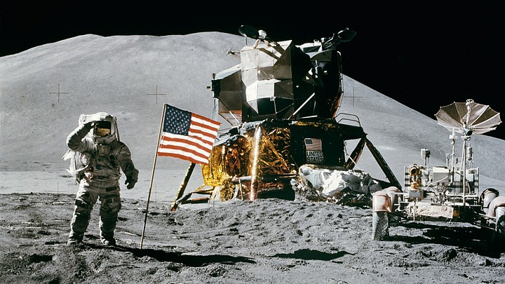 Mondlandung Astronaut Flagge