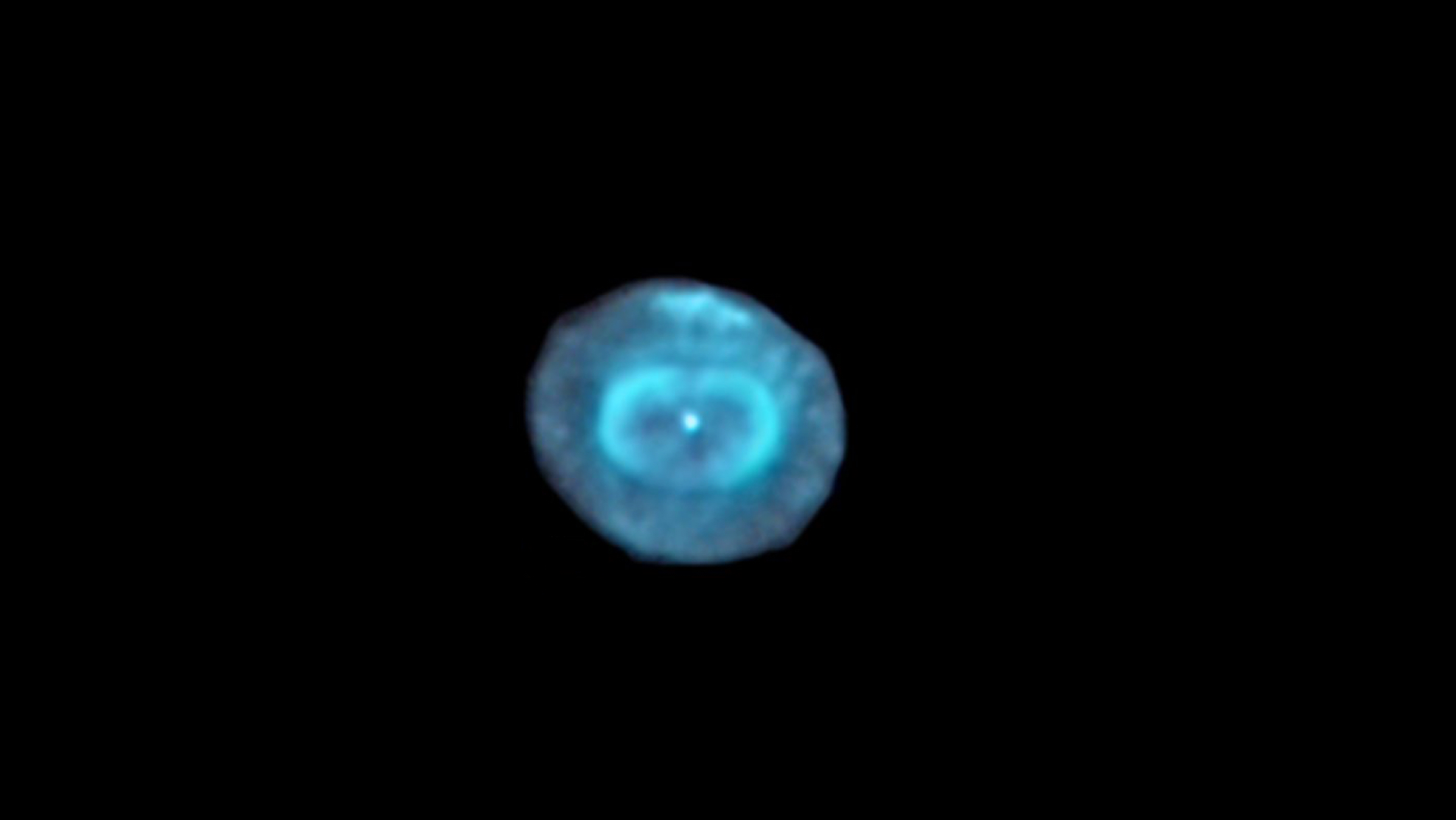NGC 7662 — Blue Snowball, fotografia: Bernd Gährken