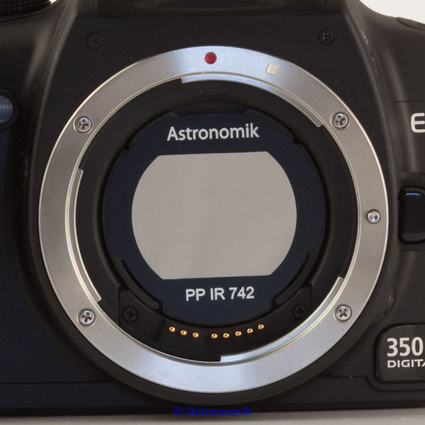 Astronomik Filtro ProPlanet 742 IR XT Clip filter for Canon EOS APS-C cameras
