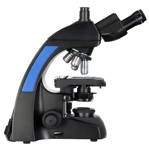 Microscópio 870T