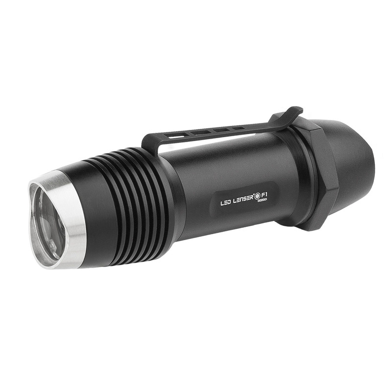 LED LENSER Lanterna F1 preta