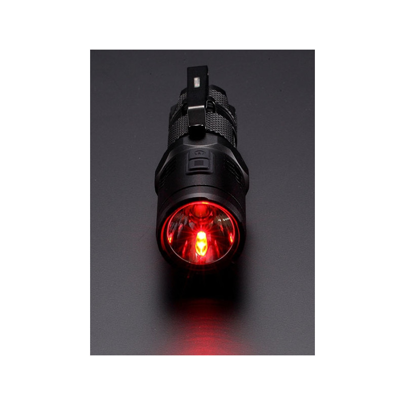 Nitecore Lanterna EA11