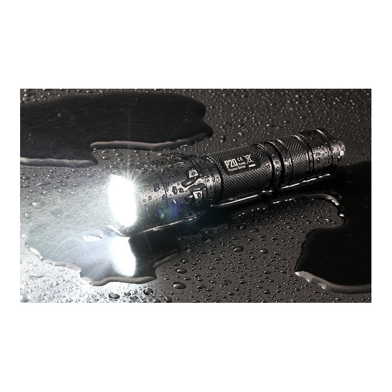 Nitecore Lanterna P20