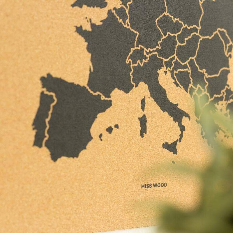 Miss Wood Mapa Woody da Europa preto 60x45cm emoldurado