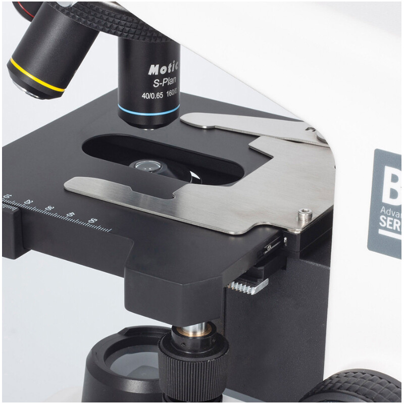Motic Microscópio B1-223E-SP, Trino, 40x - 400x