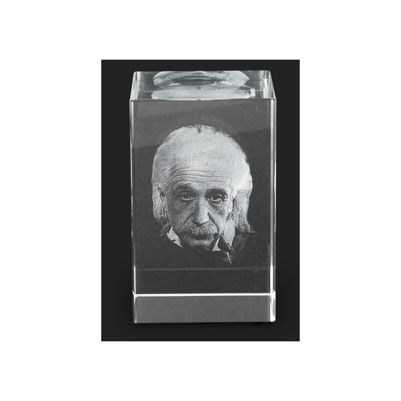 AstroMedia O olhar de Einstein