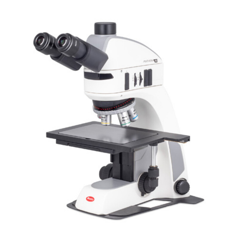 Motic Microscópio Panthera TEC MAT BD-T trino; infinito, plano, 50x-500x, 10x/22mm; Al/Dl, LED, 3W