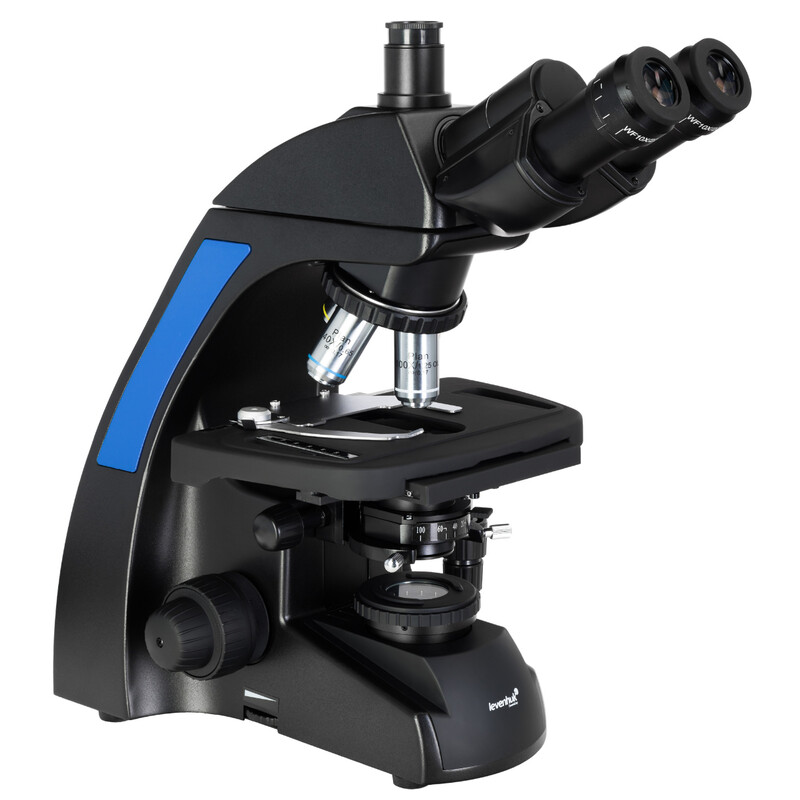 Microscópio 870T