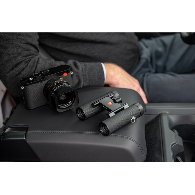 Leica Binóculo Noctivid 10x25 em couro preto